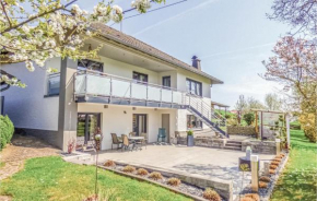 Cozy Apartment In Körperich-Obersgegen With Wifi